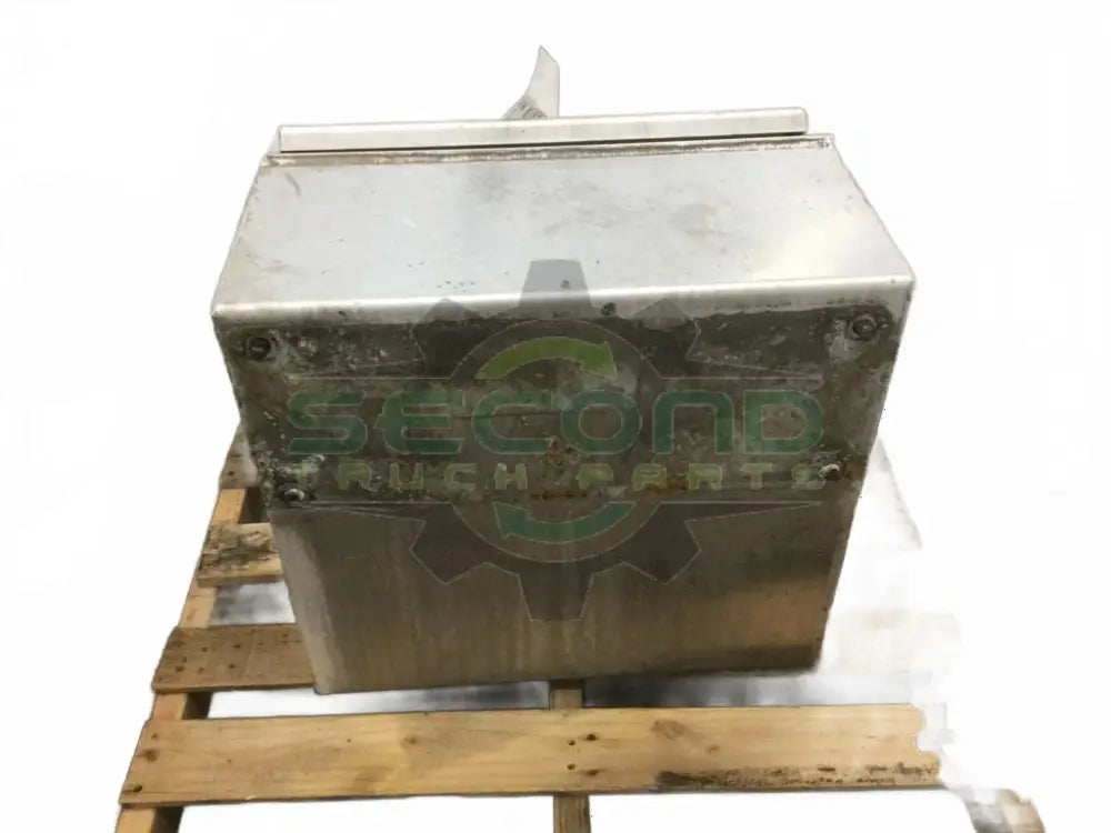 Chassis LH mounted Saddle Box Tool Box all metal OEM - Second Truck Parts