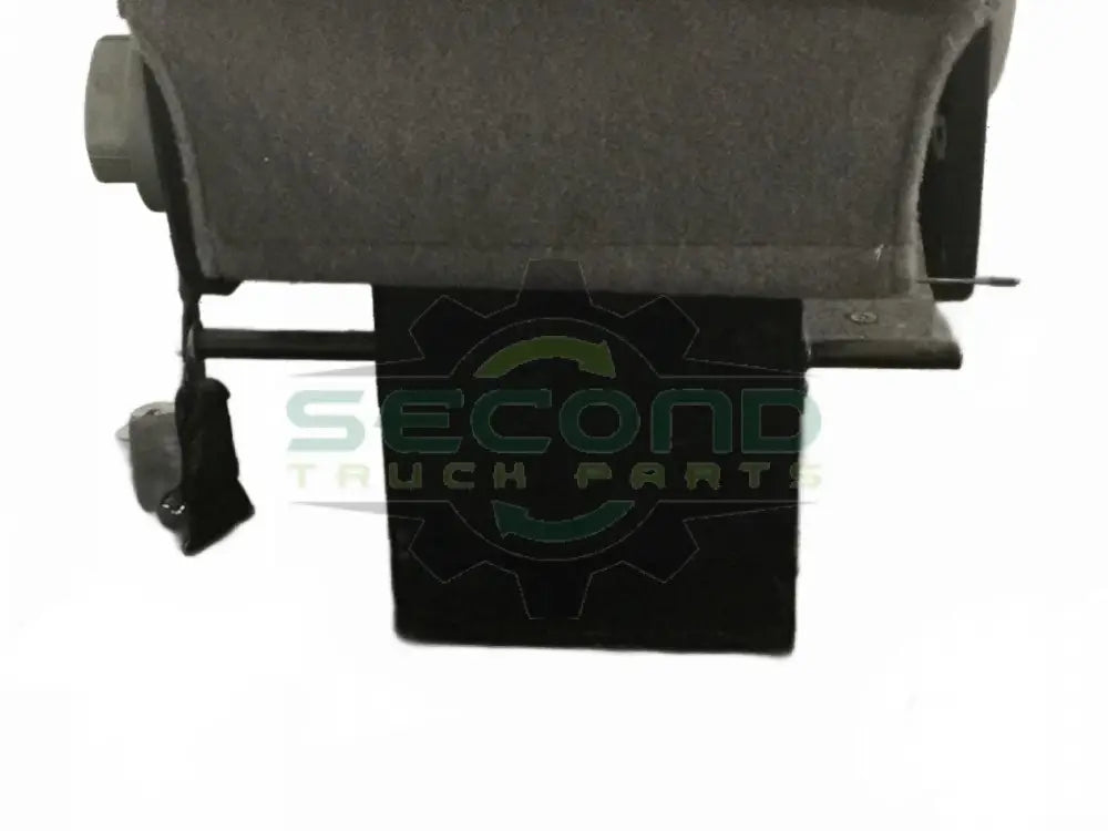 Complete Seat assembly out of 09' Peterbit 335 OEM - Second Truck Parts
