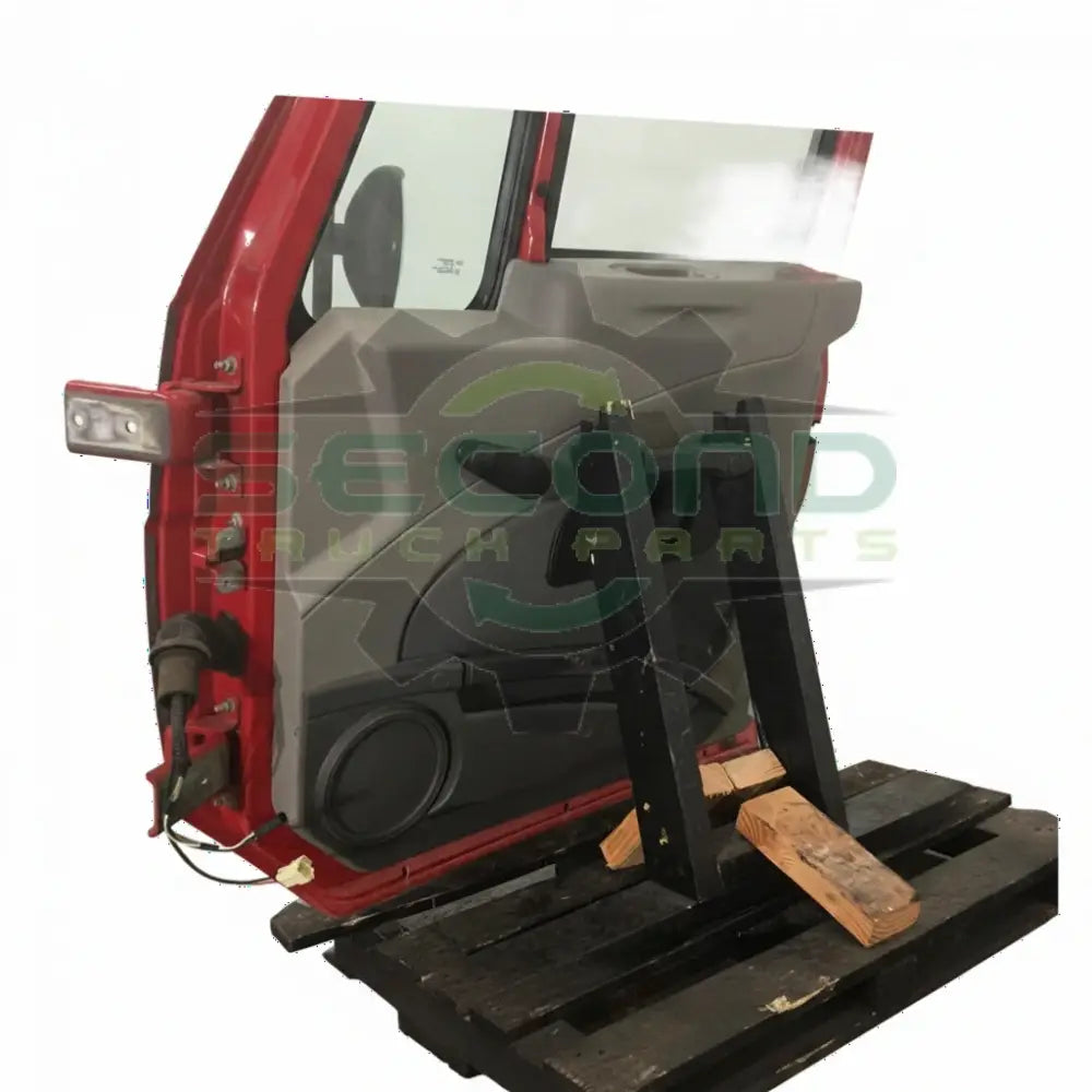 Door RH assembly off of 12' INTL Prostar+ OEM - Second Truck Parts