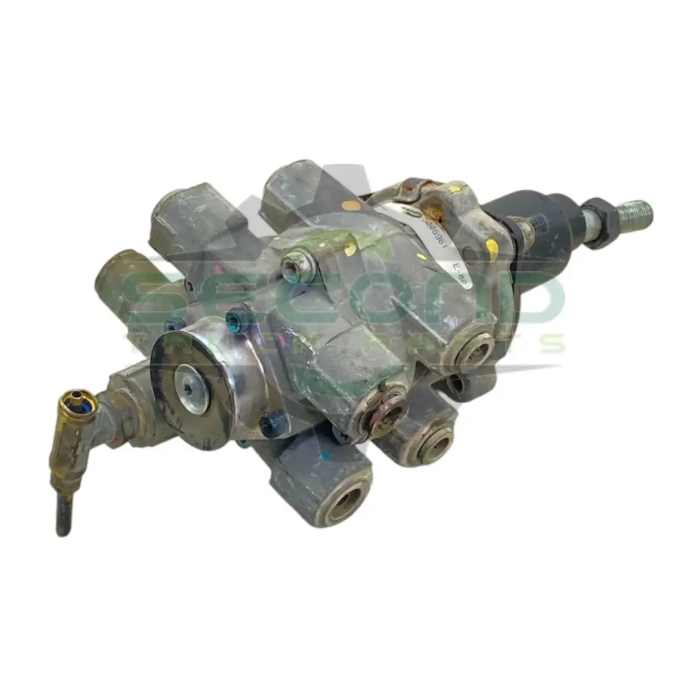 5006961 Genuine Bendix Foot Brake Valve - Second Truck Parts