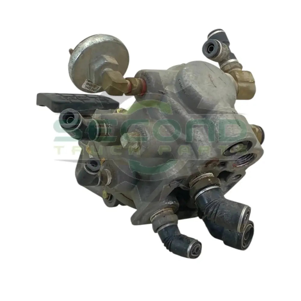 107435 Genuine Bendix Foot Brake Valve - Second Truck Parts