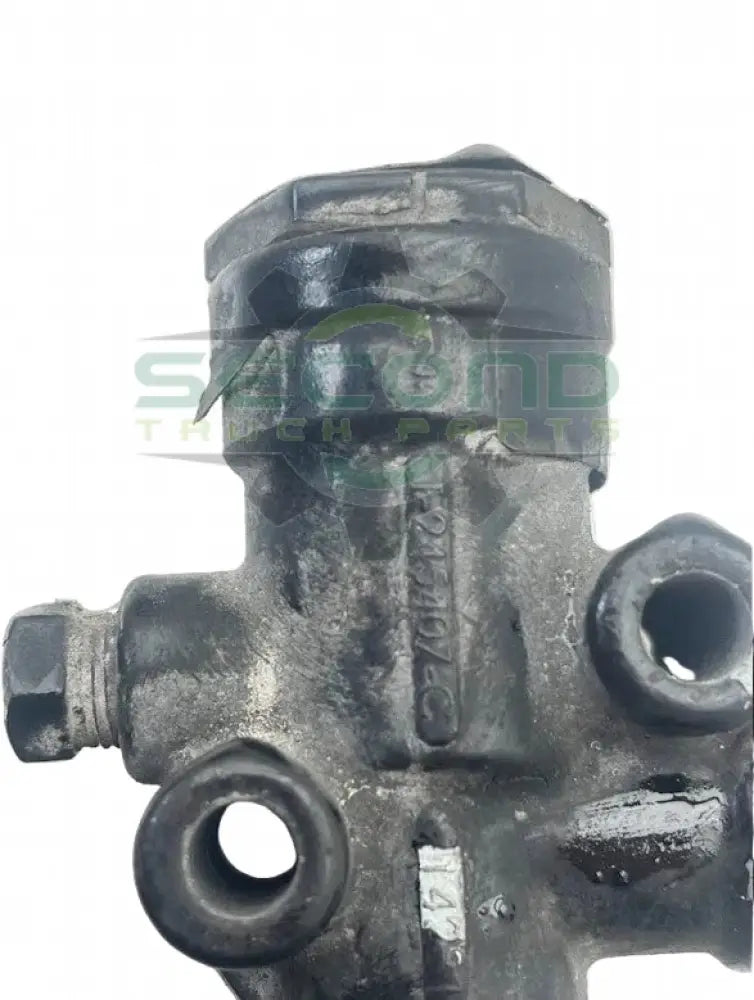 Genuine Bendix Pressure Regulator Valve - Valves