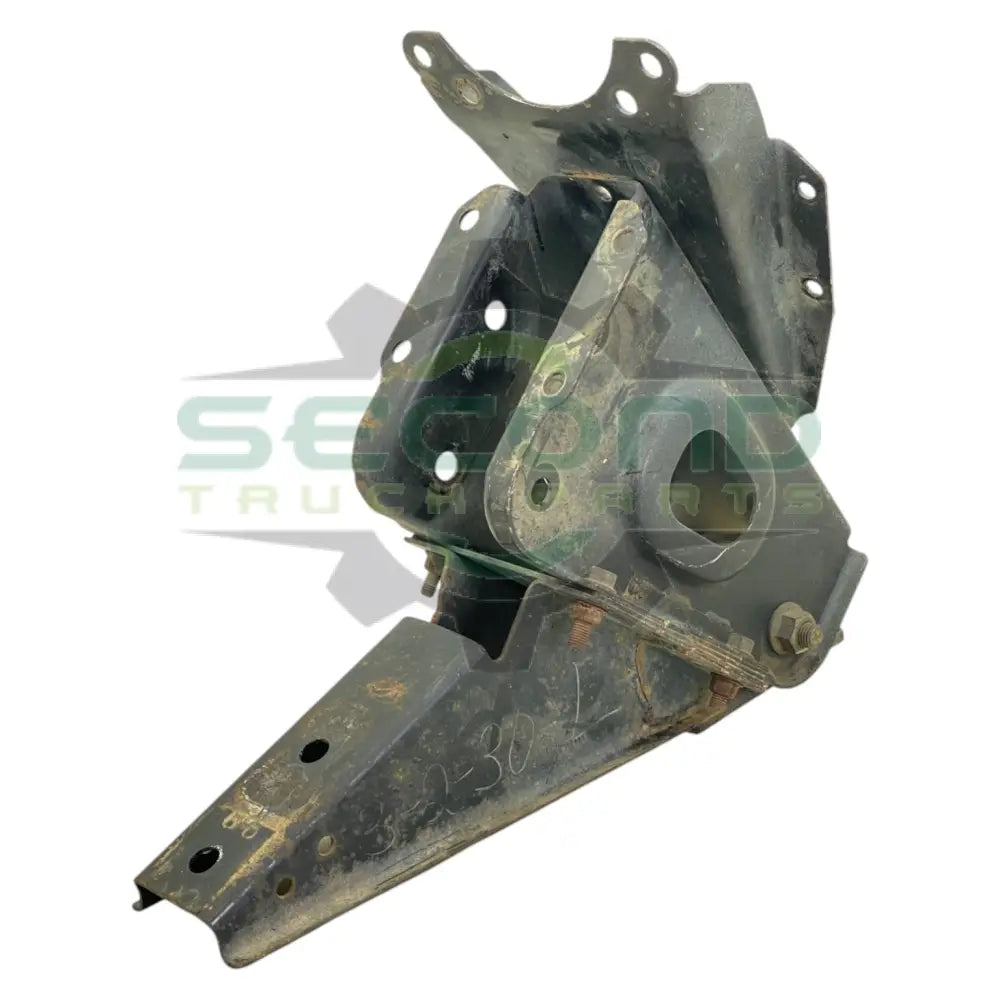NSAB1003 Genuine Bracket - Second Truck Parts