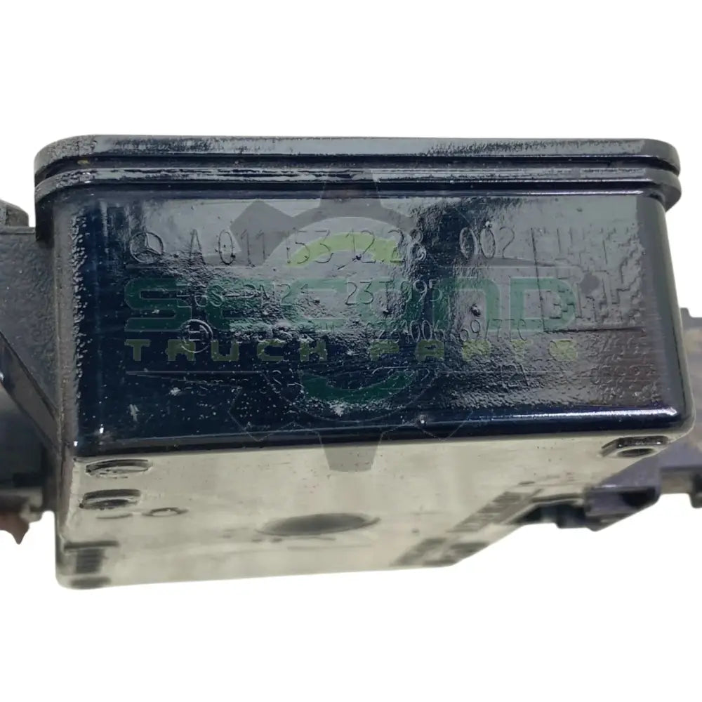 A0111531228 Genuine Detroit Diesel Exchange Soot Particulate Sensor 12V - Second Truck Parts