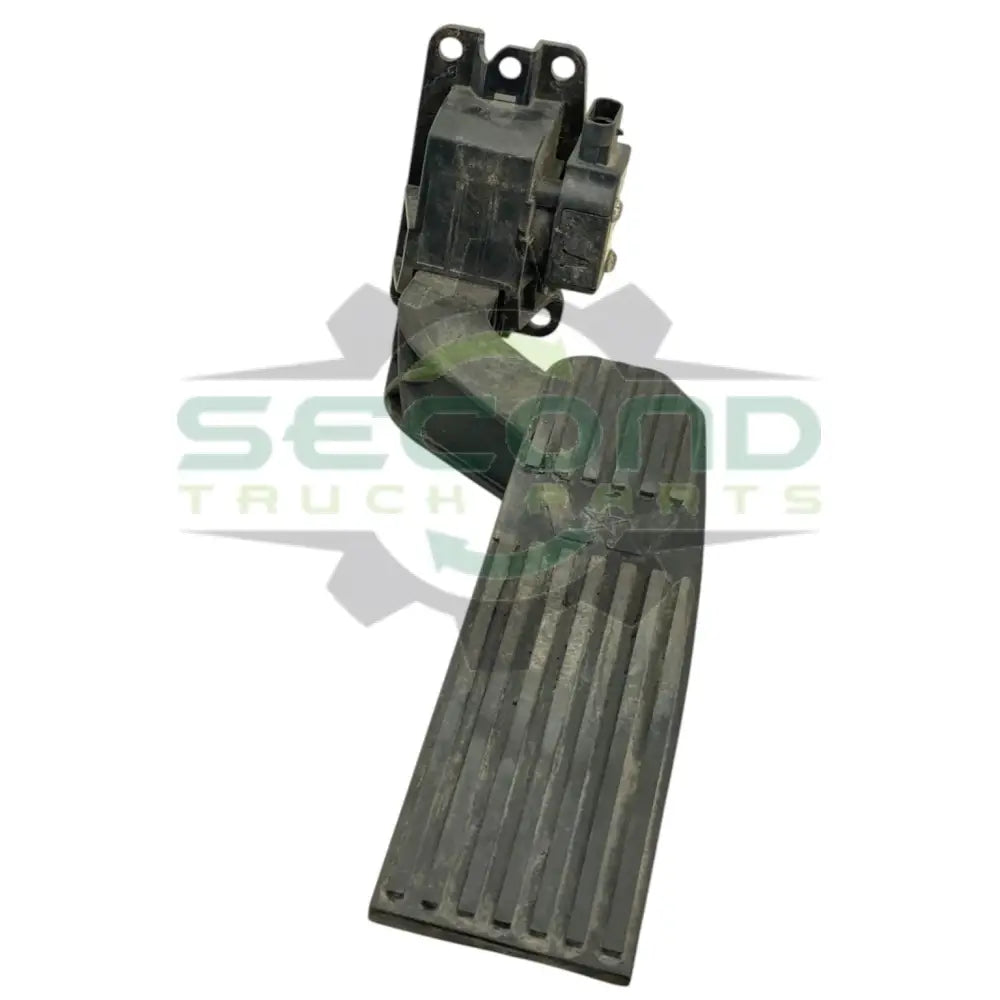 A01-34092-000 Genuine Freightliner Accelerator Pedal - Second Truck Parts