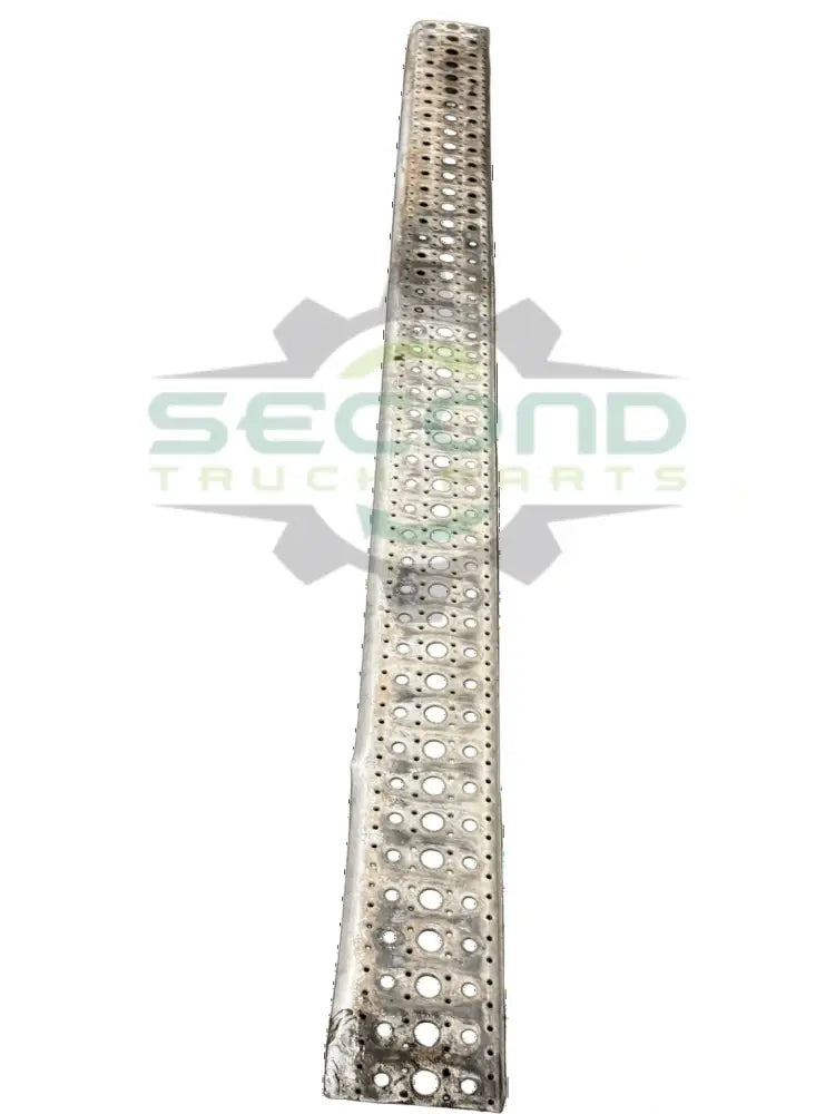 Genuine Freightliner Fuel Tank Step 88’’ - Steps