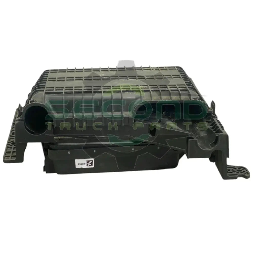 A66-19162-000 Genuine Freightliner Power Distribution Module - Second Truck Parts