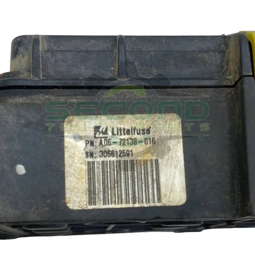 A06-72138-016 Genuine Freightliner Powernet Distribution Box Without Cutoff Switch - Second Truck Parts