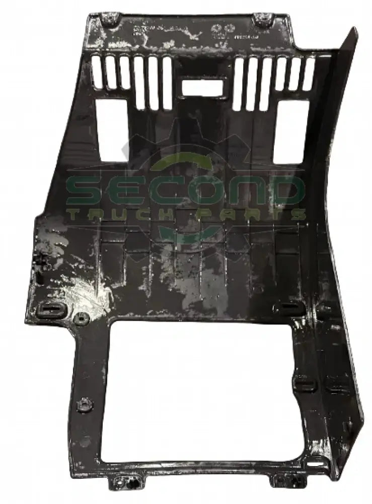22-73798-010 Genuine Freightliner Right Dash Panel - Second Truck Parts