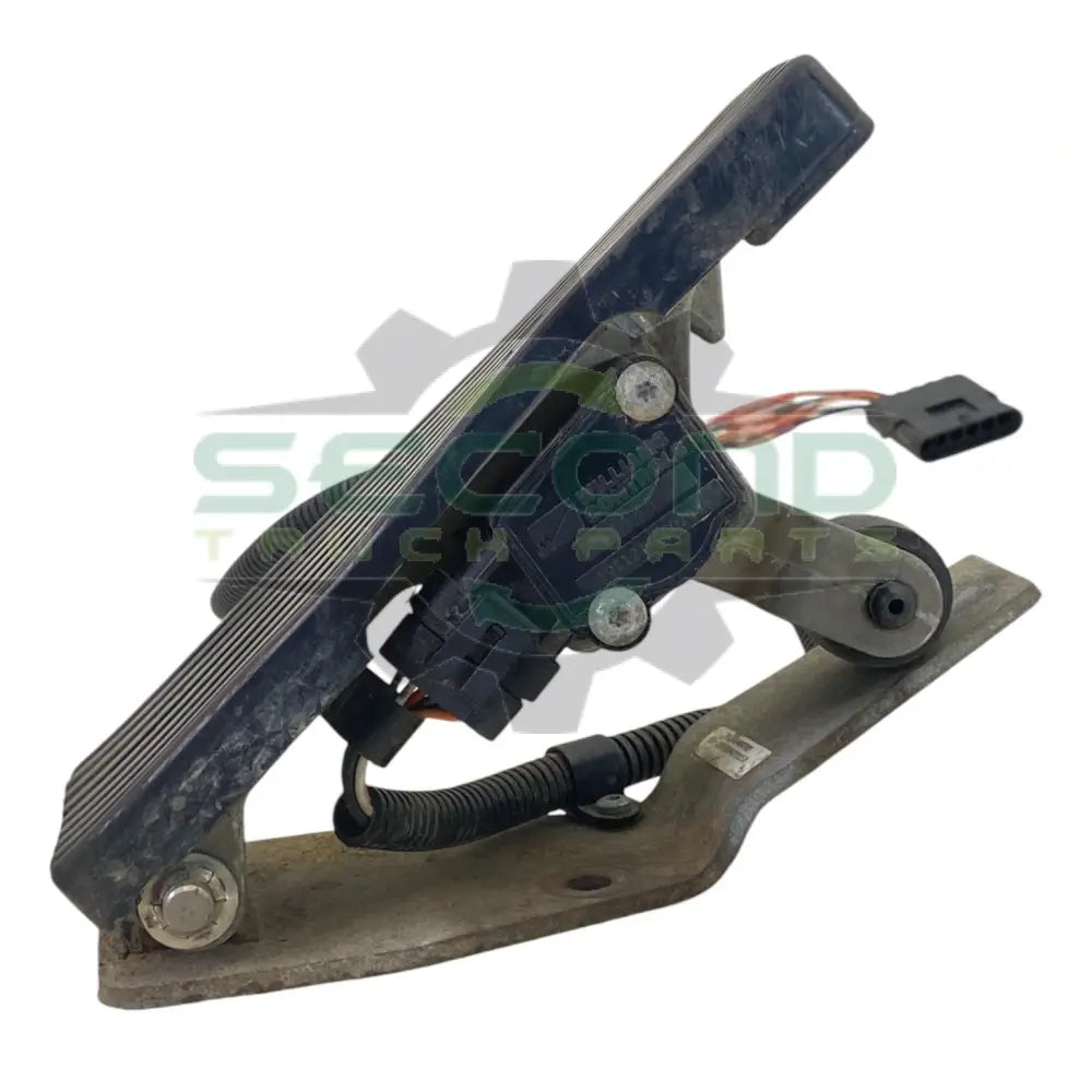 3525640C93 Genuine International Electronic Accelerator Pedal - Second Truck Parts