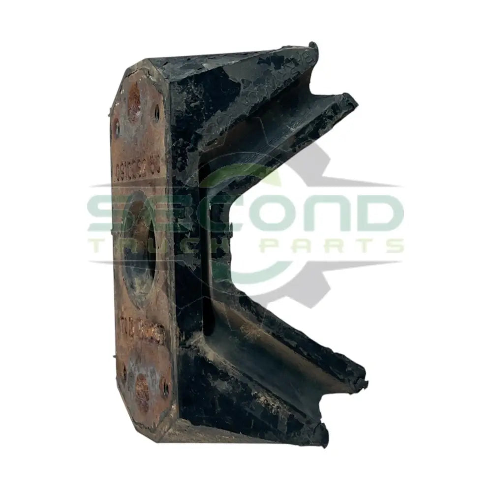 09102825C Genuine International Engine Mount - Second Truck Parts