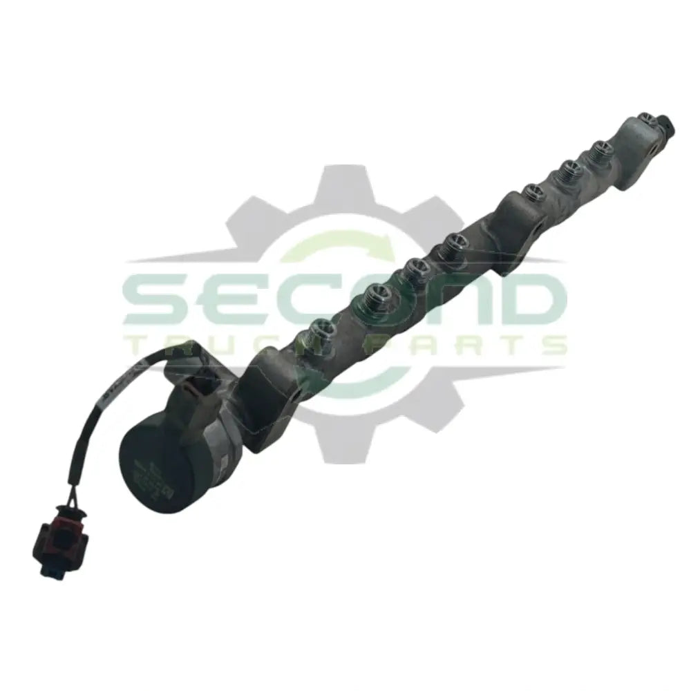 7100101C91 Genuine International Fuel Rail Assembly - Second Truck Parts