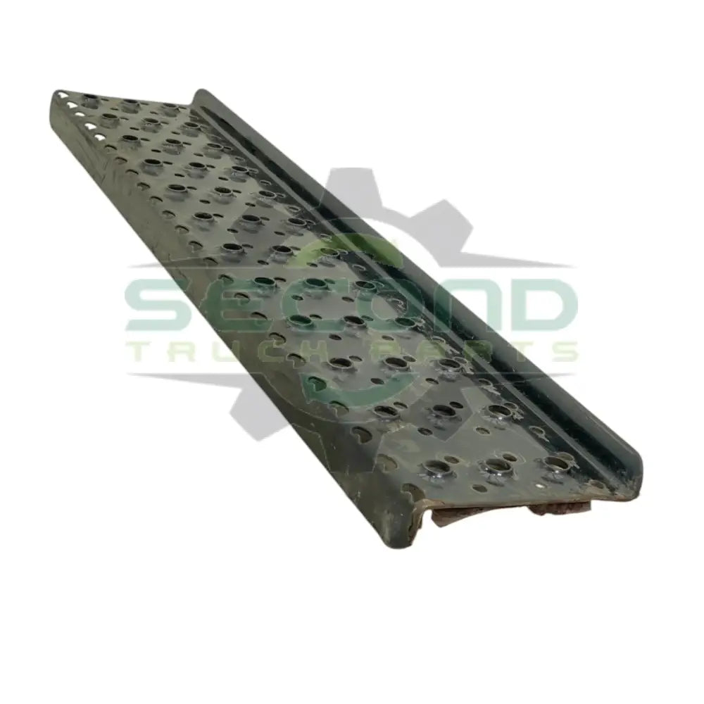 3571060C1 Genuine International Fuel Tank Cover Step - Second Truck Parts