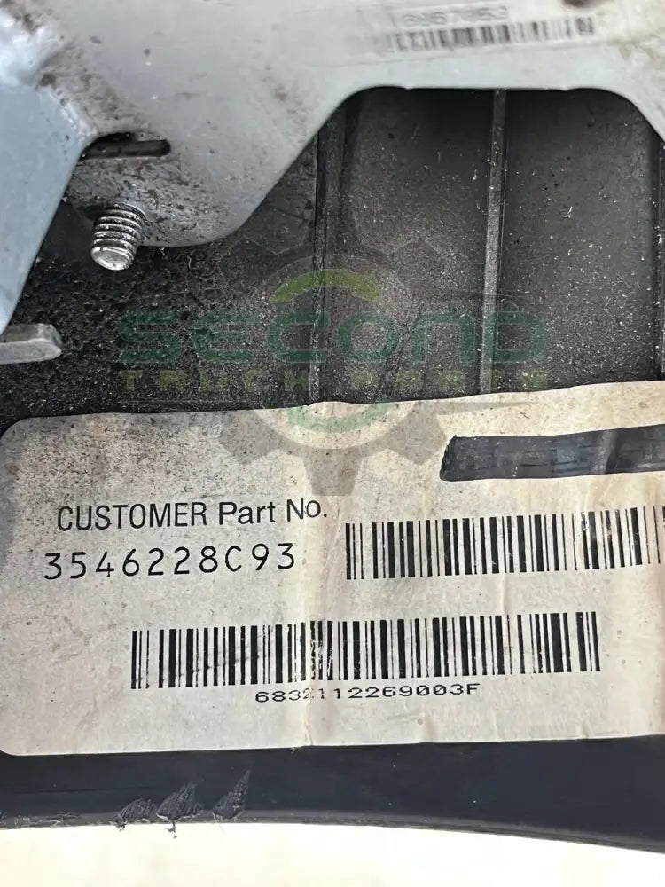 Genuine International Steering Wheel 18 in - Steering Wheels
