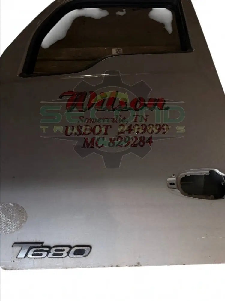 Genuine Kenworth Left Hand White Door T680/T880 - Doors