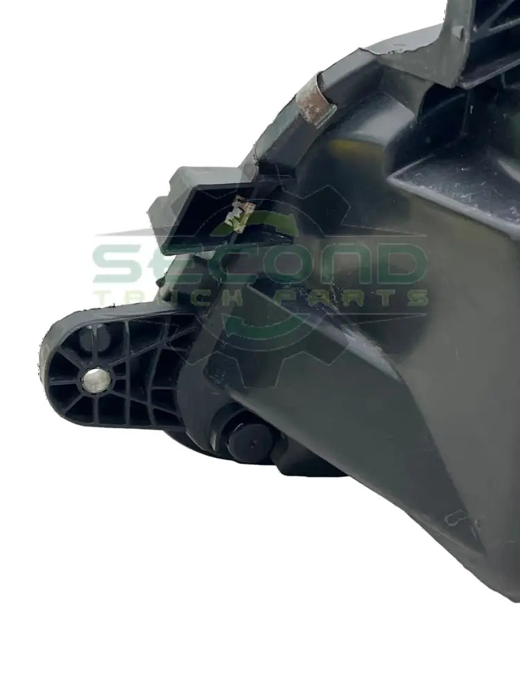 Genuine Kenworth Right Hand Halogen Headlight Assembly T680 - Headlights