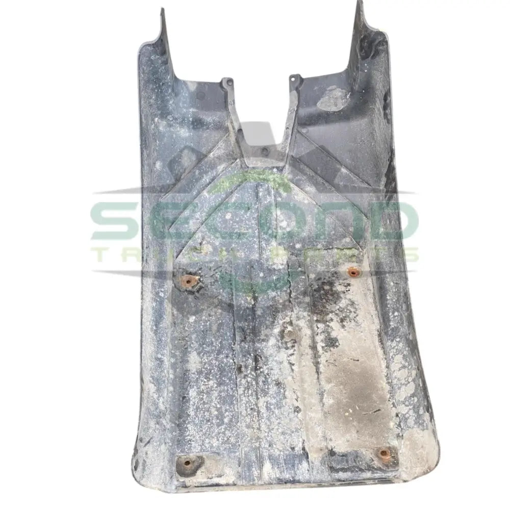160M572M Genuine Mack Fender Extension Plastic - Second Truck Parts
