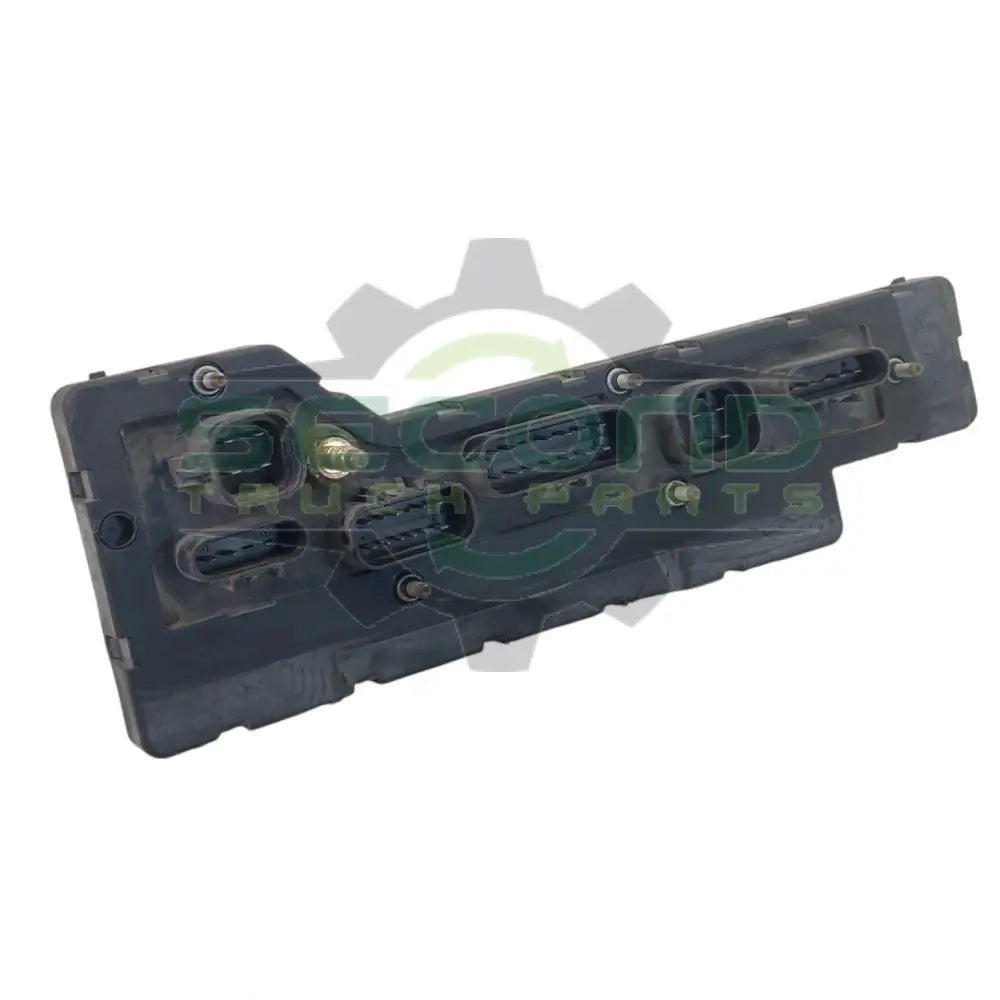 15MS547M Genuine Mack Fuse Box - Second Truck Parts