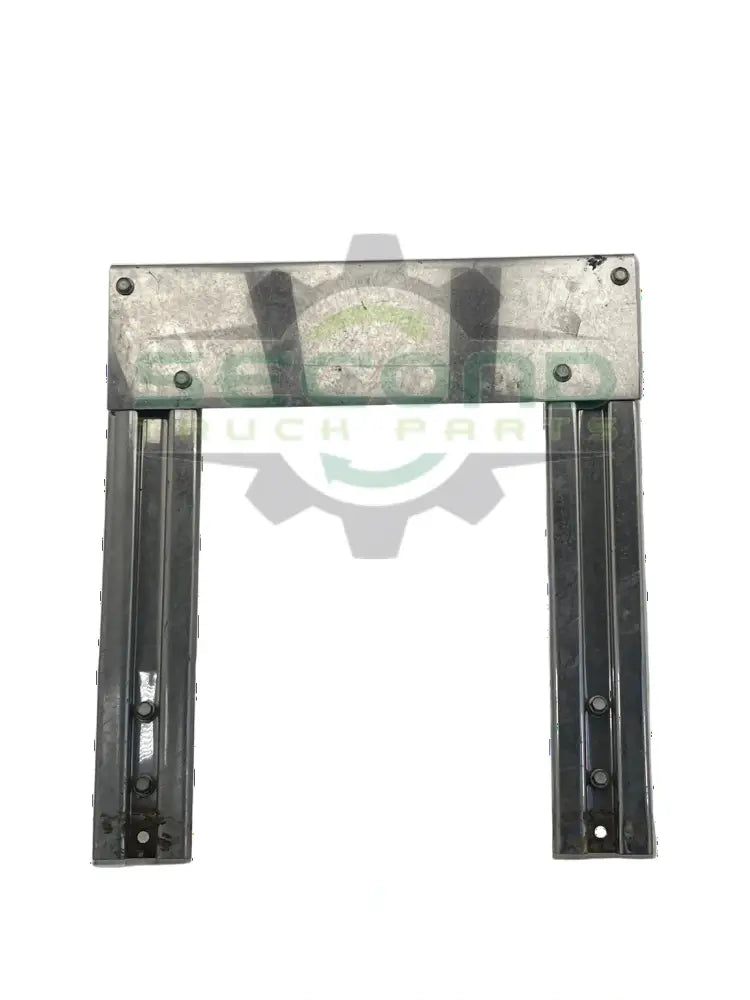 MAC06-2467 Genuine Mack Grille CV713 - Second Truck Parts