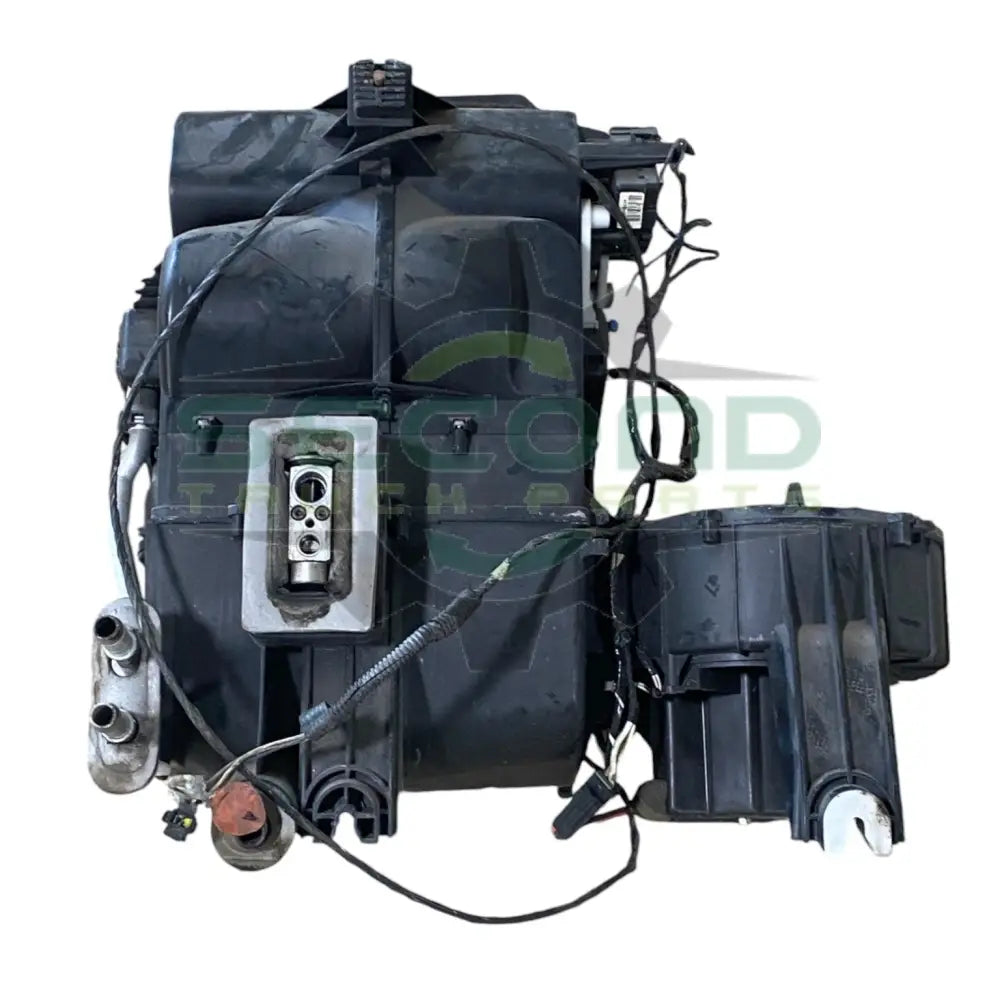 2RD571M Genuine Mack Heater And Air Conditioning Unit - Second Truck Parts