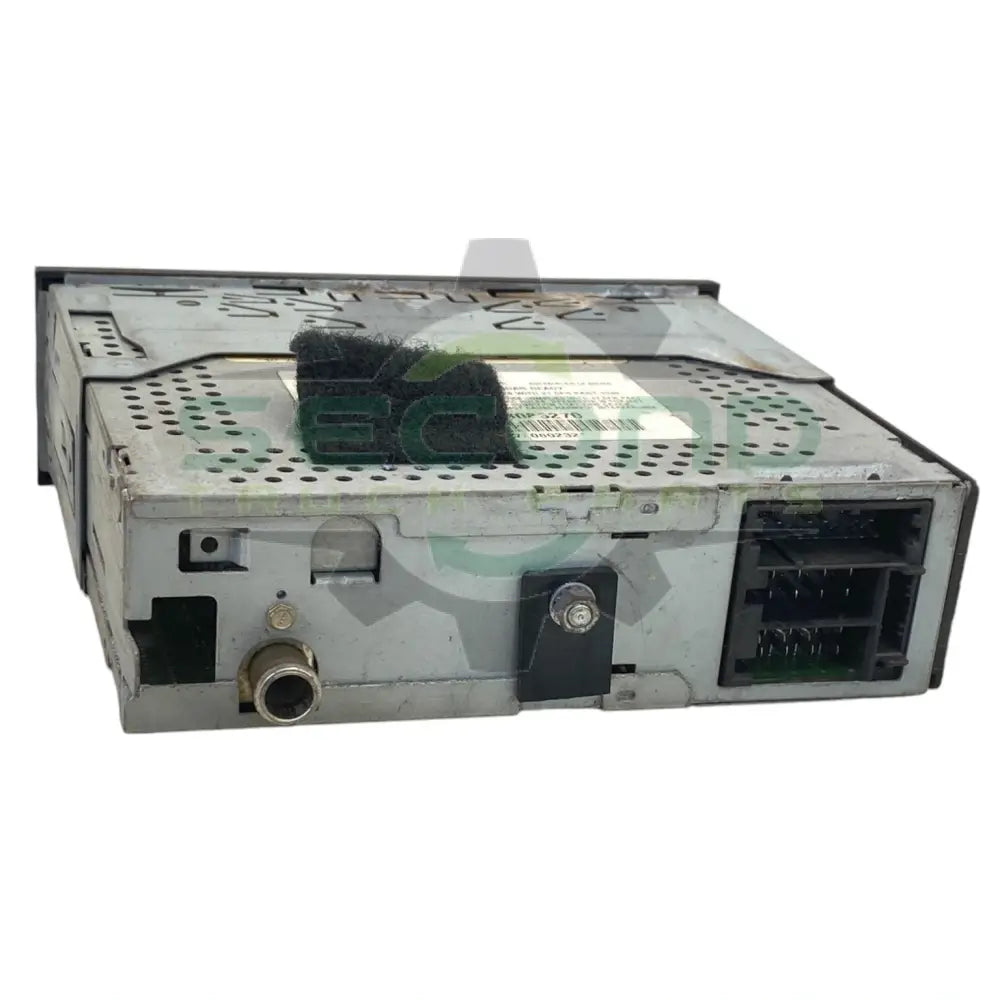 28086270 Genuine Mack Radio AM/FM/CD - Second Truck Parts