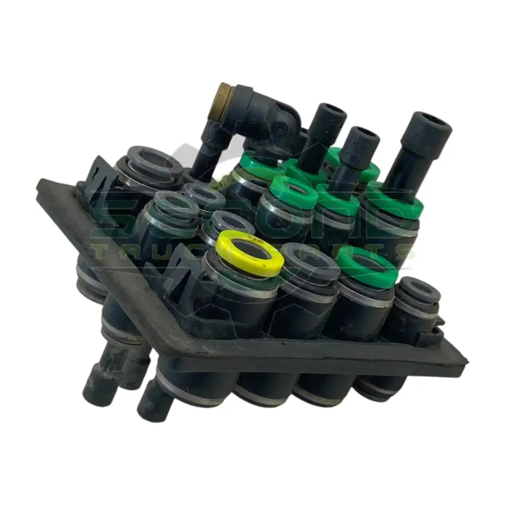 G58-1082 Genuine Paccar Cab Air Manifold - Second Truck Parts