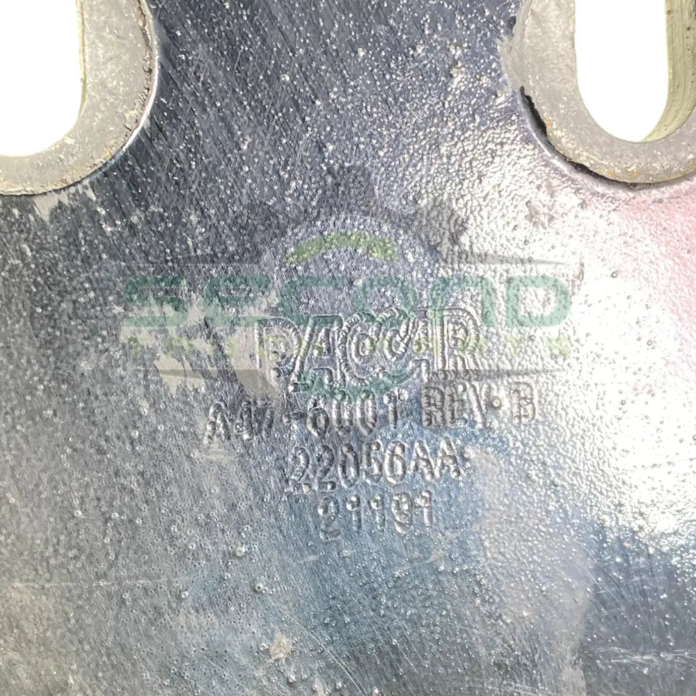 A47-6001 Genuine Paccar Crossmember Bracket - Second Truck Parts
