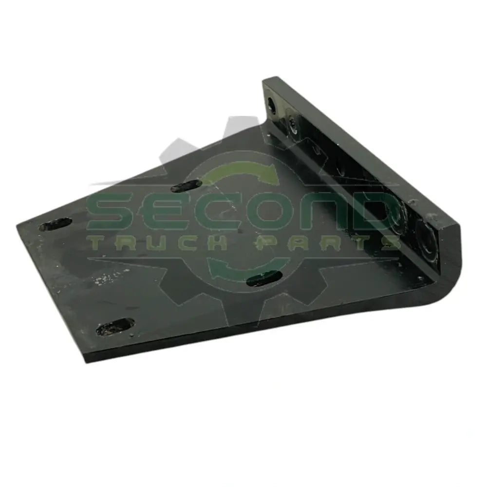 A47-6000 Genuine Paccar Crossmember Bracket - Second Truck Parts