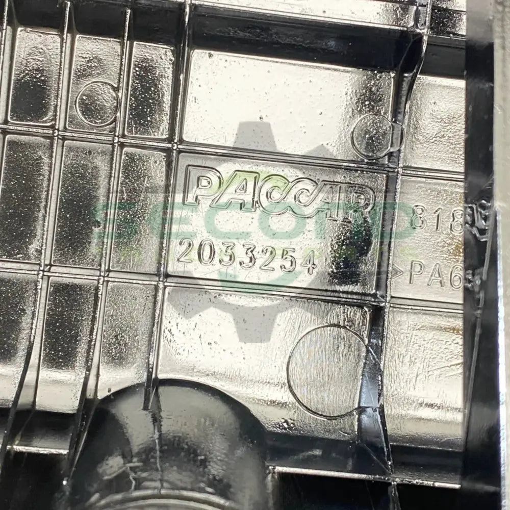 2033254 Genuine Paccar Engine Valve Cover - Second Truck Parts