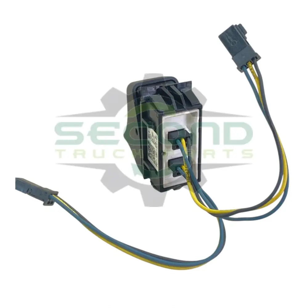 P27-1241-073-01 Genuine Paccar Headlamp Switch - Second Truck Parts