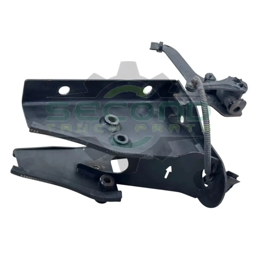 25521058 Genuine Paccar Left Fuel Tank Bracket - Second Truck Parts