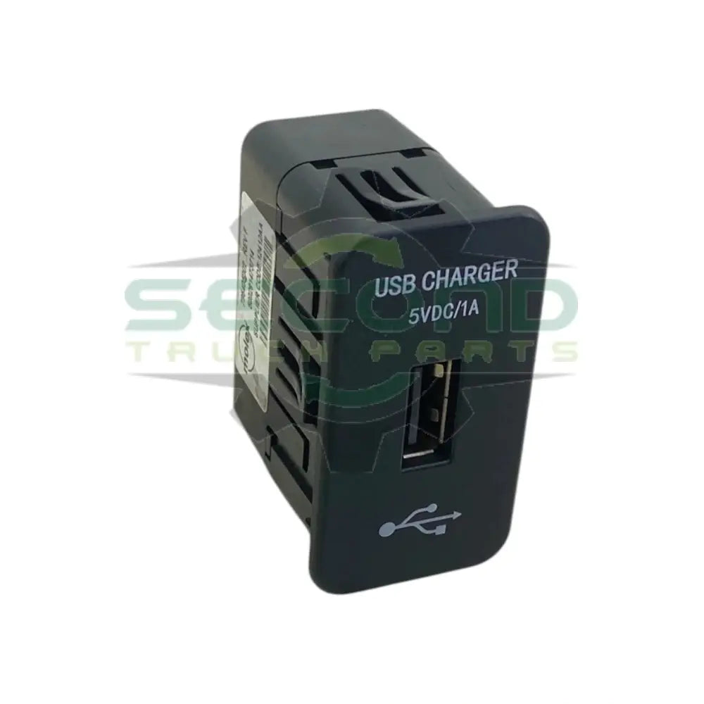 795405002 Genuine Paccar Port - USB Charger - Second Truck Parts