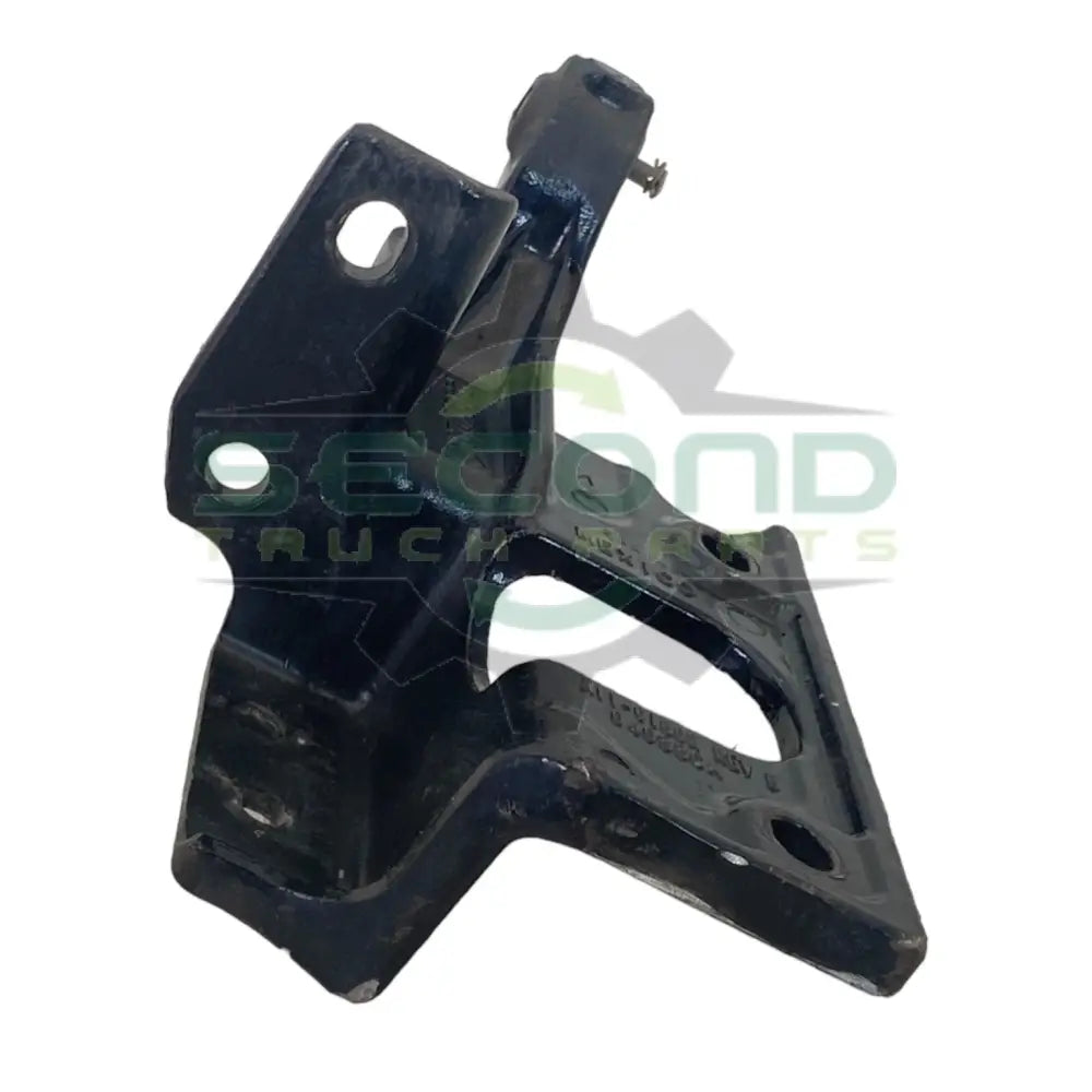 Genuine Paccar Right Bumper Bracket - Bumper Brackets