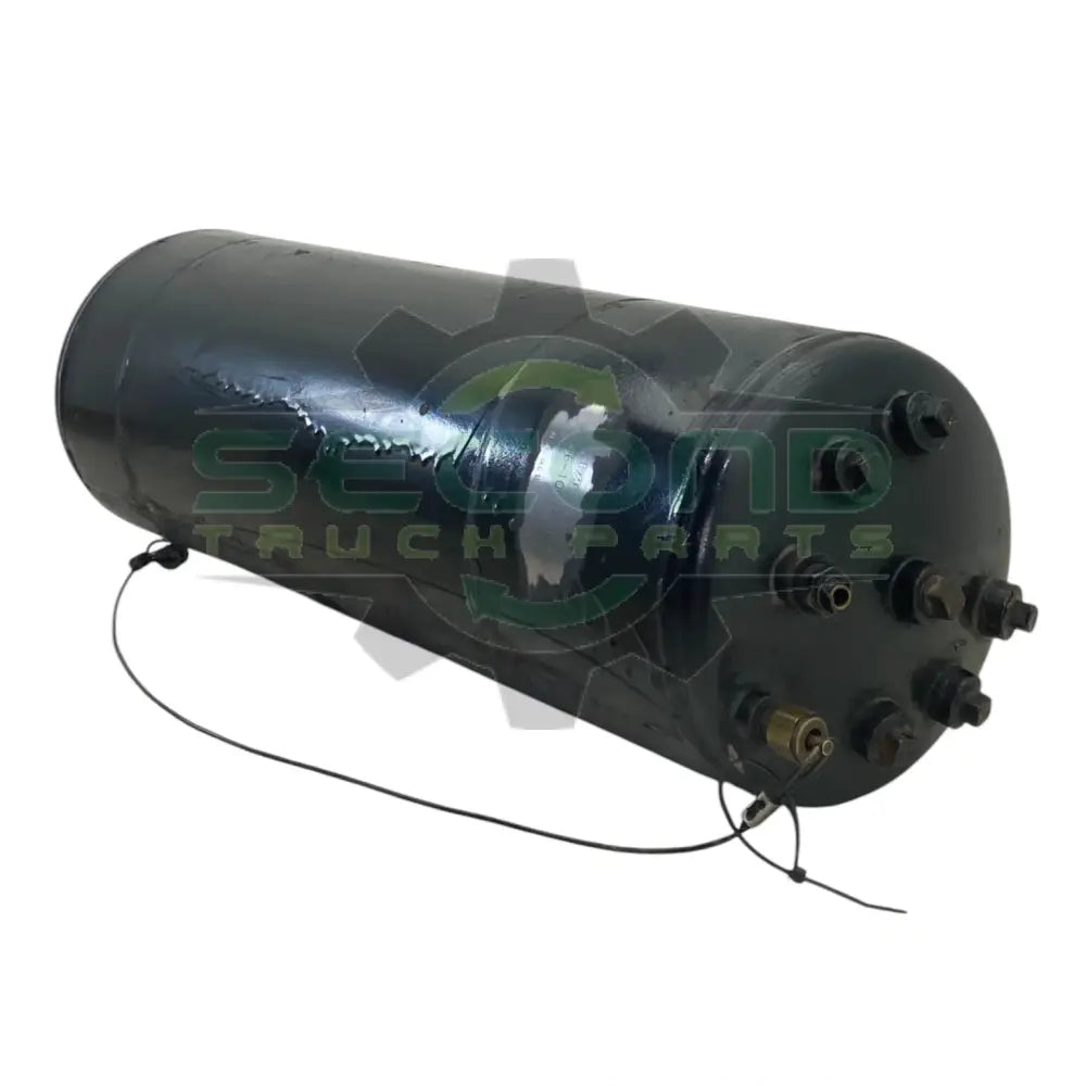 G86-1067-01 Genuine Paccar Steel Air Tank 9.5" x 30.5" - Second Truck Parts