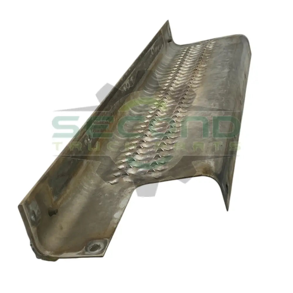 M82-6030 Genuine Paccar Step Assy Hd Dpf/Scr Box - Second Truck Parts
