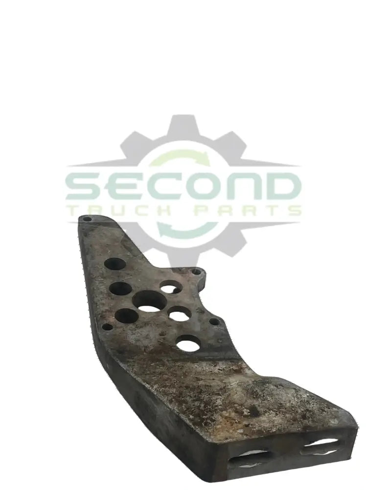 L11-6241R Genuine Peterbilt Right Side Upper Pivot Bracket - Second Truck Parts