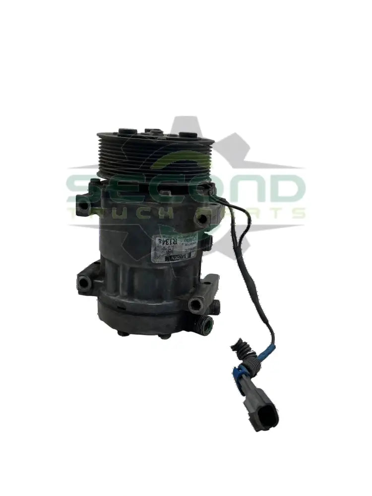 Genuine Sanden Freon Compressor - Compressors
