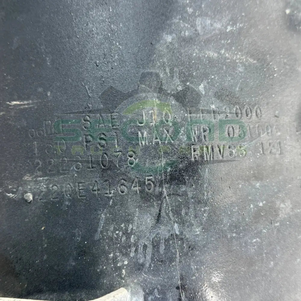 22231078 Genuine Volvo Air Tank - Second Truck Parts