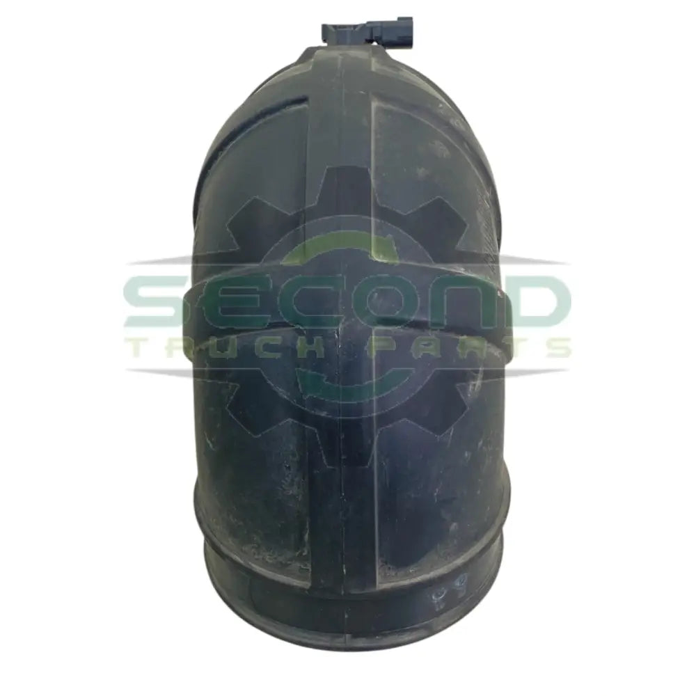 23643528 Genuine Volvo Elbow - Second Truck Parts