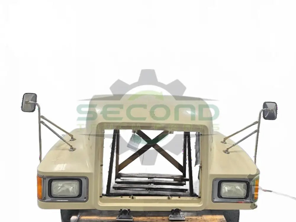 Mack 15' CHU groomed hood with headlights OEM 82053610 - Second Truck Parts