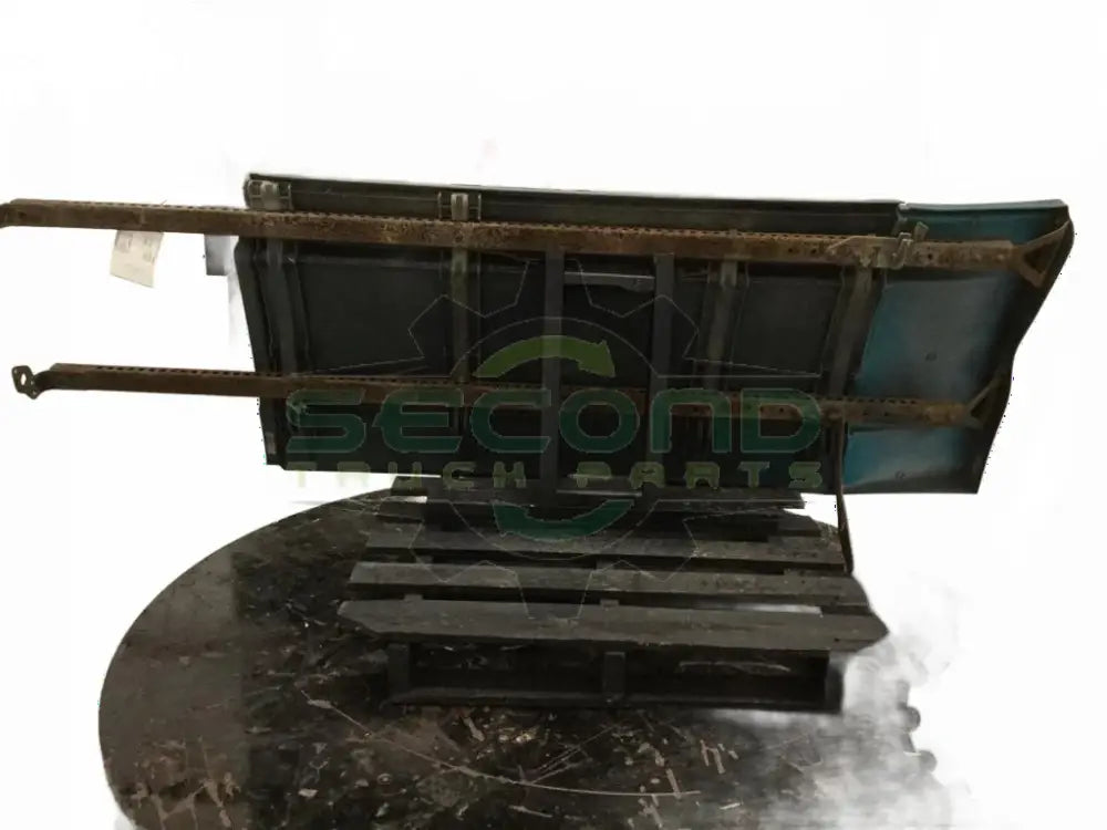 Middle RH / rear fairing 65 OEM - Second Truck Parts