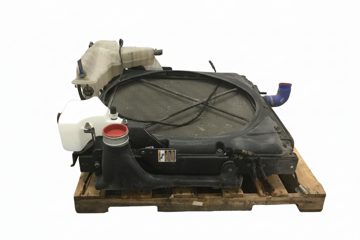 Peterbilt Complete 579 Cool pack includes OEM - Second Truck Parts