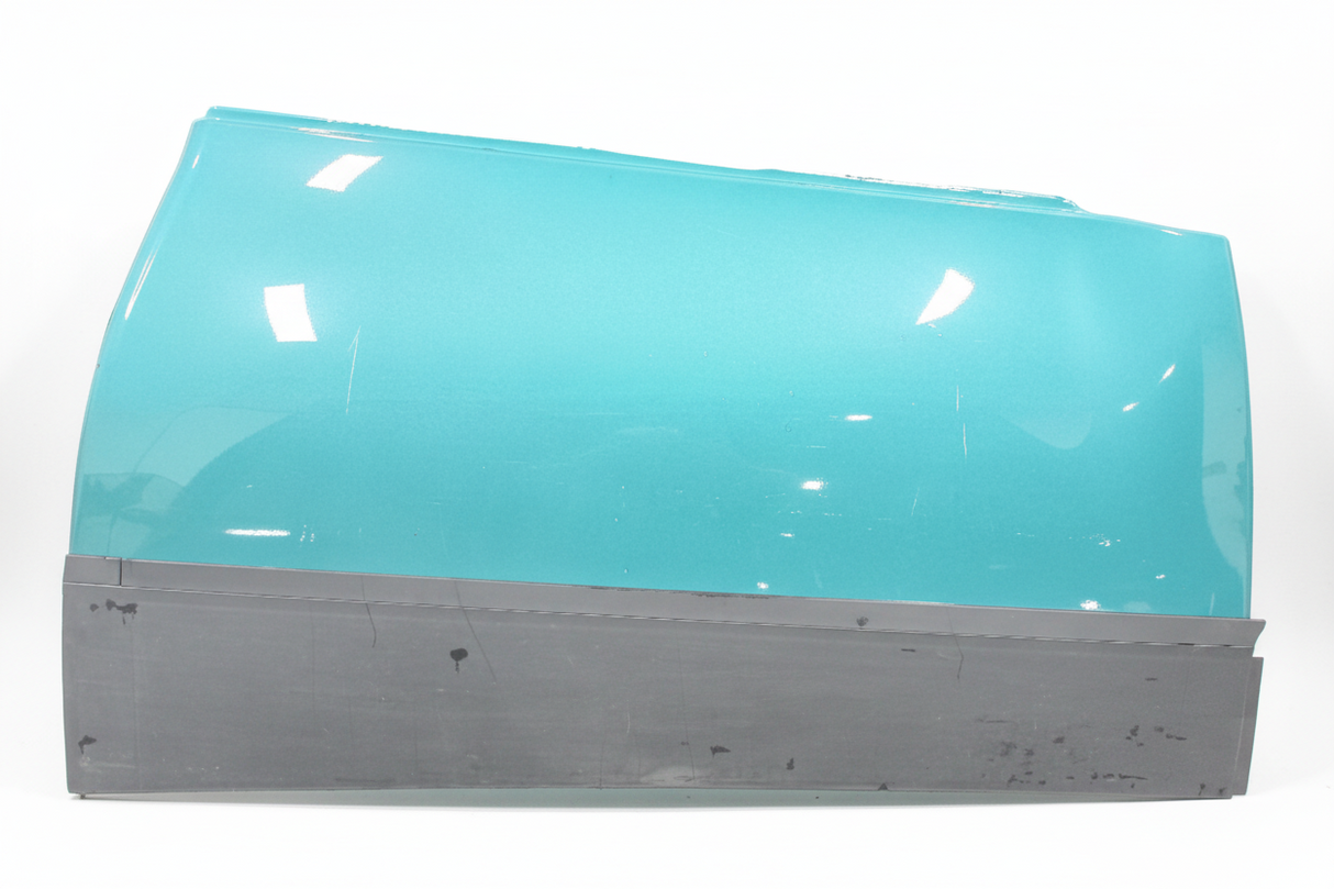 Volvo VN RH roof fairing deflector / extension 84730206 and 82709690 - Second Truck Parts