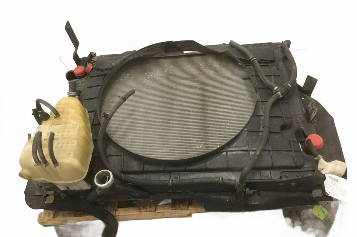 International Complete Cool Pack out of 12' 7400 OEM - Second Truck Parts