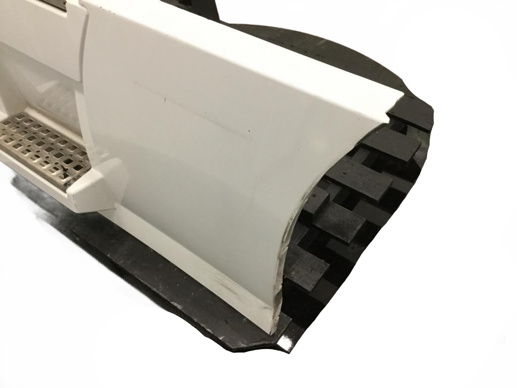 Volvo VNL LH Rear Chassis fairing with steps 52" OEM - Second Truck Parts