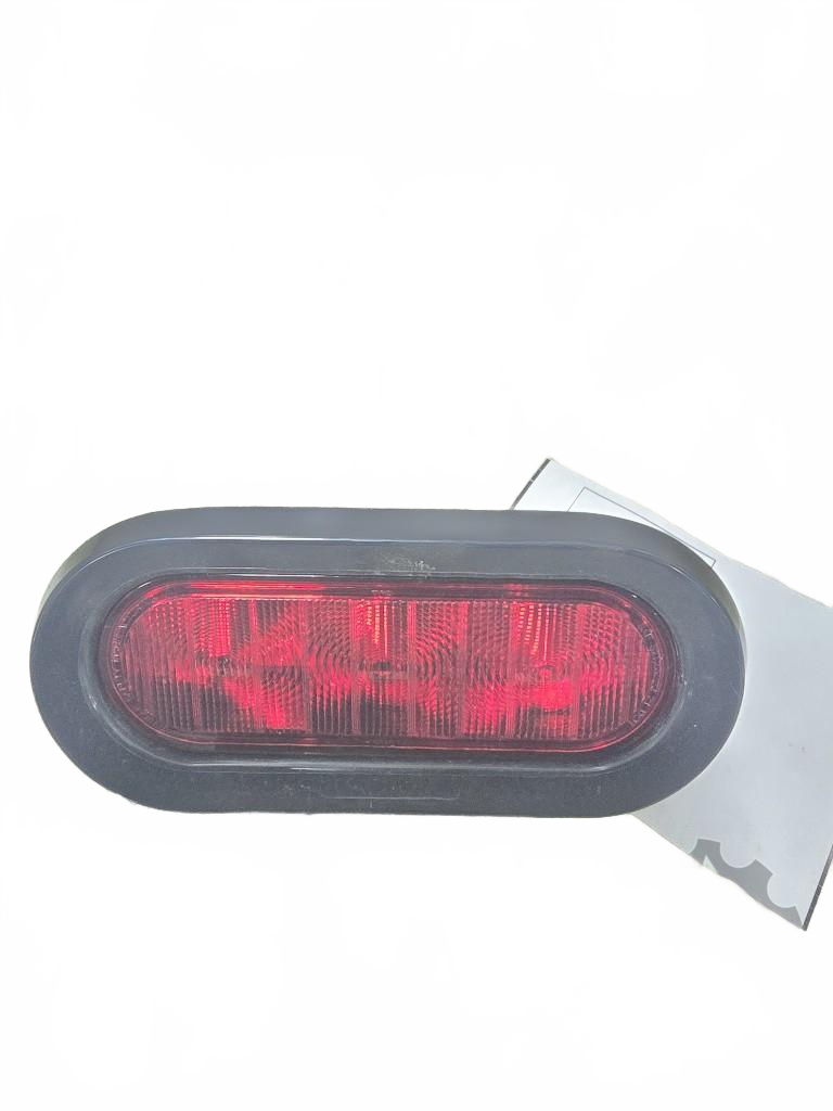 Vsm 6" oval 12/24 volt stop OEM 24638843D3 - Second Truck Parts
