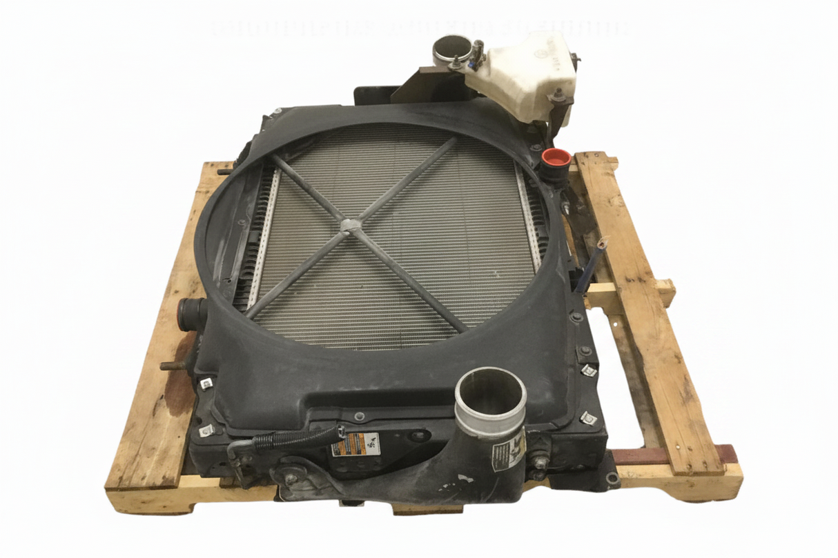 Peterbilt Complete cool pack out of 09' PX-8 engine includes: - Second Truck Parts