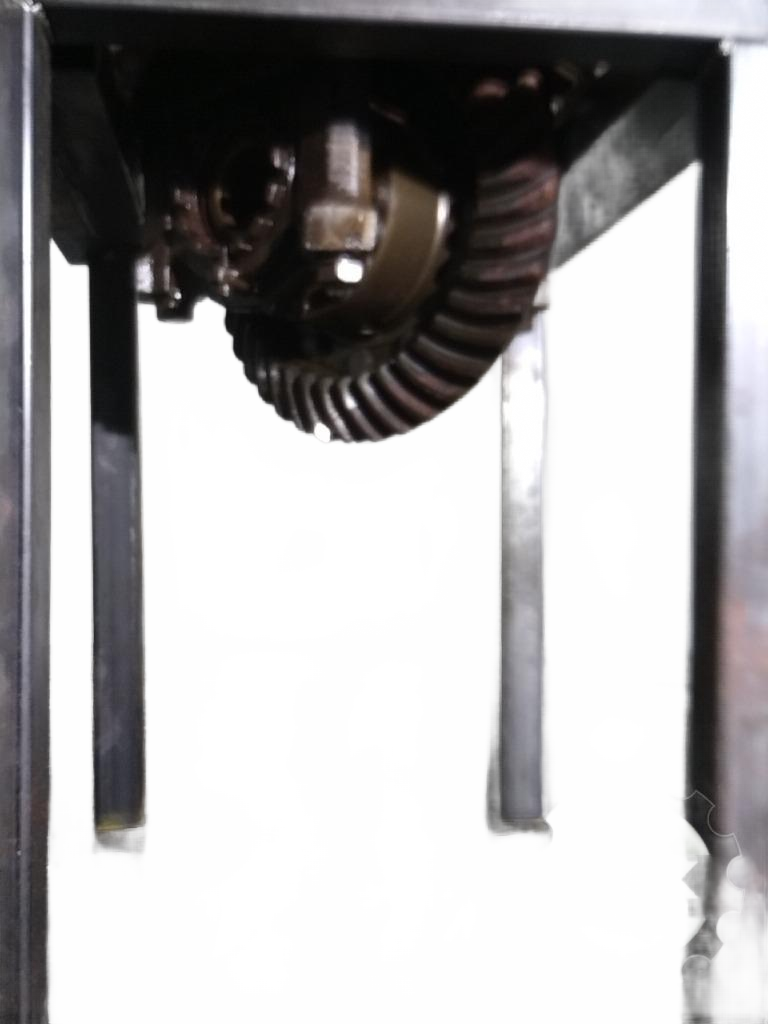 Complete Meritor Carrier assembly in 3 OEM - Second Truck Parts