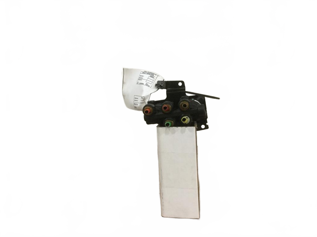 Peterbilt Dash mounted air brake control valve out of 06 387 OEM - Second Truck Parts