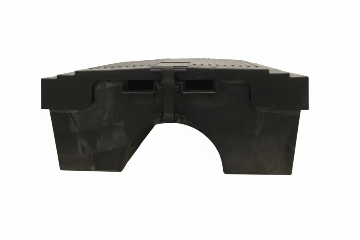 Mack Steel battery box 21275664 with aluminum lid 20976106 and air - Second Truck Parts